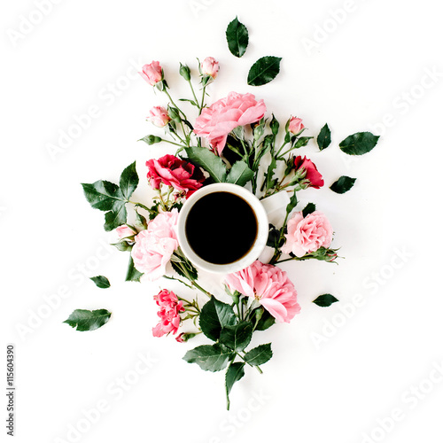 Zdjęcia Cup of coffee with pink roses and flowers. Flat lay, top view