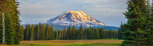 piekny-kolorowy-obraz-mount-adams