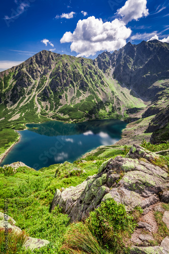 wonderful-czarny-staw-gasienicowy-at-dawn-in-polish-mountains