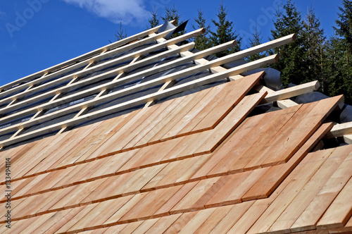 neues Dach aus Holz