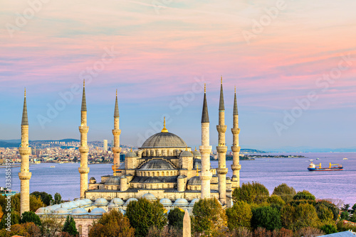 Leinwand Poster The Blue Mosque, (Sultanahmet Camii), Istanbul, Turkey.