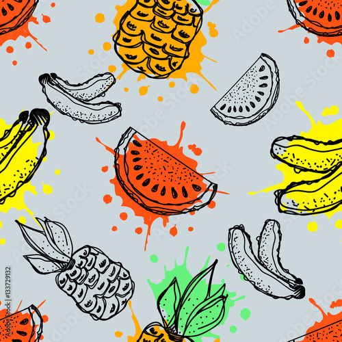 bezszwowe-wektor-wzor-reka-rysujaca-owoc-ilustracja-banan-ananas-i-arbuz-z-plusnieciem-i-kropla-na-blekitnym-tle-rysowanie-linii-seria-owocow-wektor-bez-szwu-wzorow
