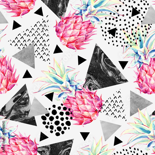 akwarela-ananas-i-teksturowane-trojkaty-wzor