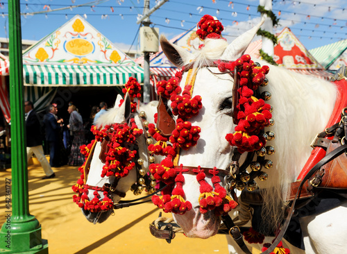 Poster Coche de caballos en la Feria, fiesta en España