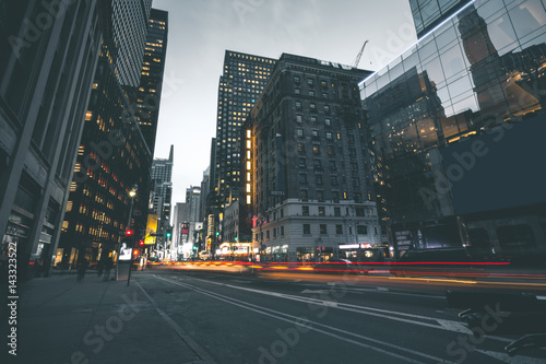 wieczor-scena-w-manhattan-nowy-jork