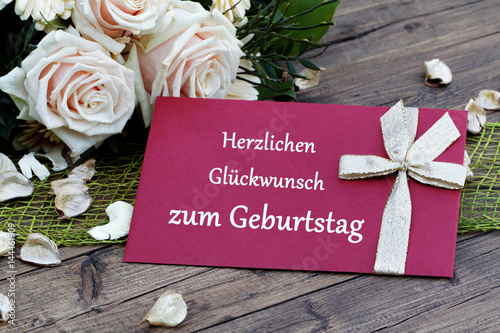 Herzlichen Glückwunsch zum Geburtstag