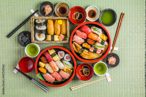 一般的な寿司　General sushi of the Japanese style
