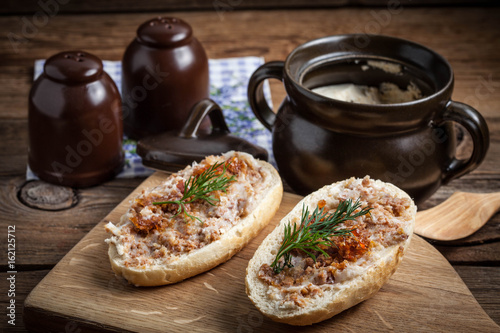 manteca-de-cerdo-con-chicharrones
