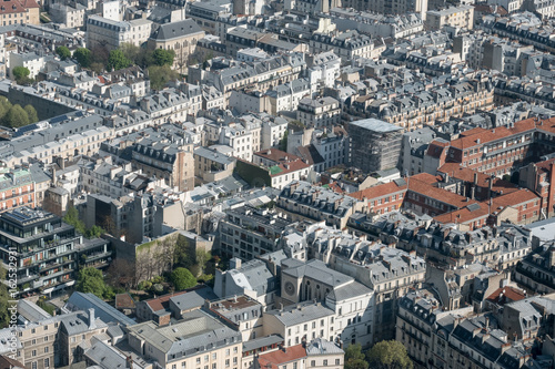 Poster toit paris vue aérienne immeuble logment béton densité population se loger rue v