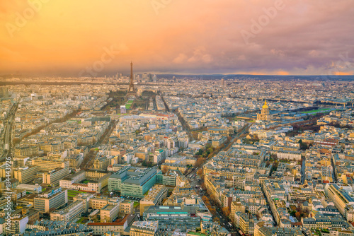 Paříž - Plakáty, Obrazy a Fotografie na Posters.cz
