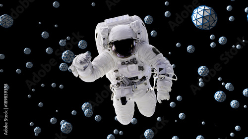 astronaut-der-zwischen-abstrakte-geometrische-gegenstande-mit-schwarzem-hintergrund-fliegt