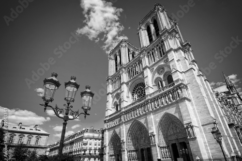 unsere-dame-von-paris-schwarz-und-weis-frankreich