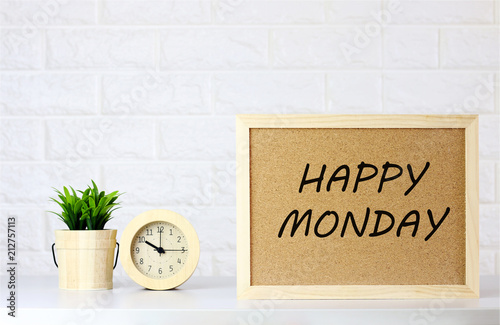 HAPPY MONDAY Concept