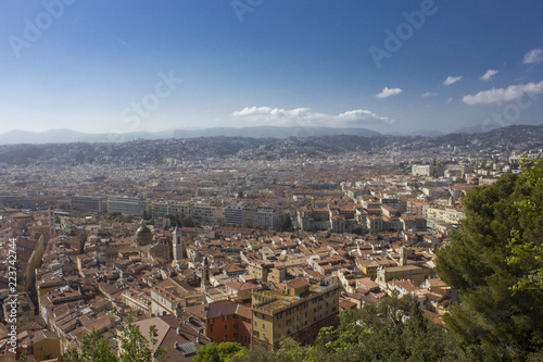 Overview of Nice from the top of the castle hill © greta gabaglio