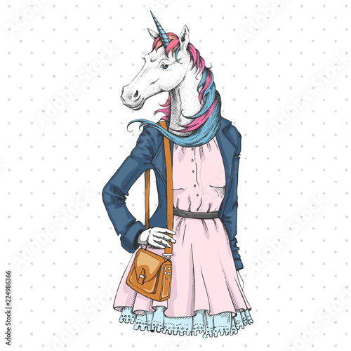 retro-hipster-fashion-fantasy-animal-unicorn-woman-model
