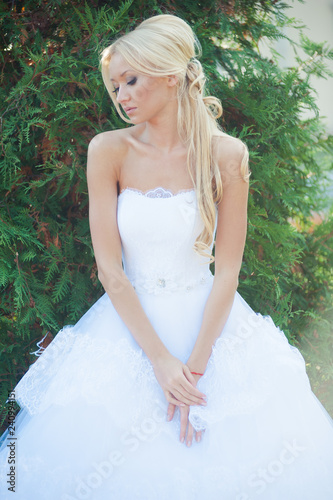 Blonde Wedding Dresses