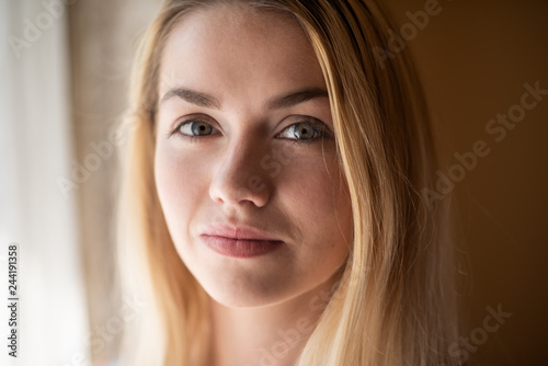 Headshot of an attractive woman © Martinan
