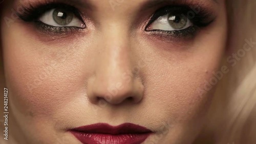 Female open eyes with evening makeup, close-up. Bright makeup © Ulia Koltyrina