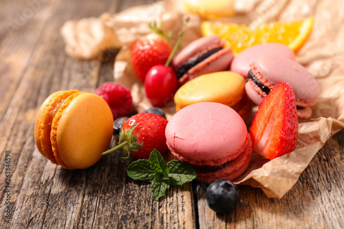 french traditional biscuit, colorful macaroon © M.studio